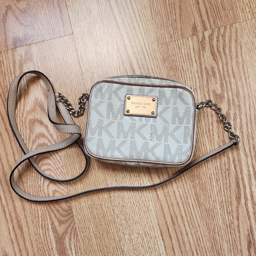 Michael Kors Crossbody